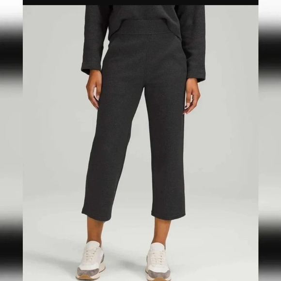 Lululemon Ribbed Straight Leg Super-High-Rise Crop 23" Heathered Black - Picture 3 of 8